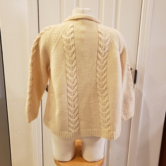 The Knitting Needle Vintage - Picture 5 of 10